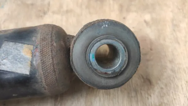 Amortisseur Arrière Droit OEM 519570960 pour Fiat 500 image 5