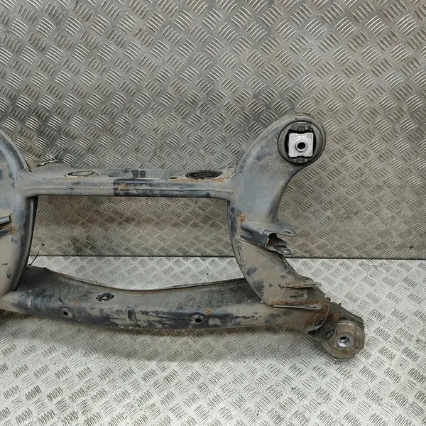 Mercedes-Benz C W205 2017 Rear Subframe image 6