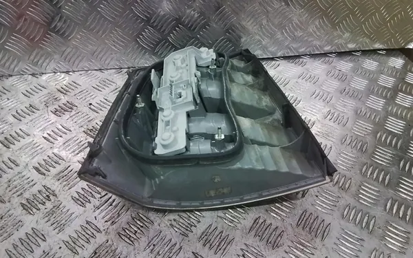 OPEL VECTRA C Höger Bakre Yttre Lampa 1090070 image 4