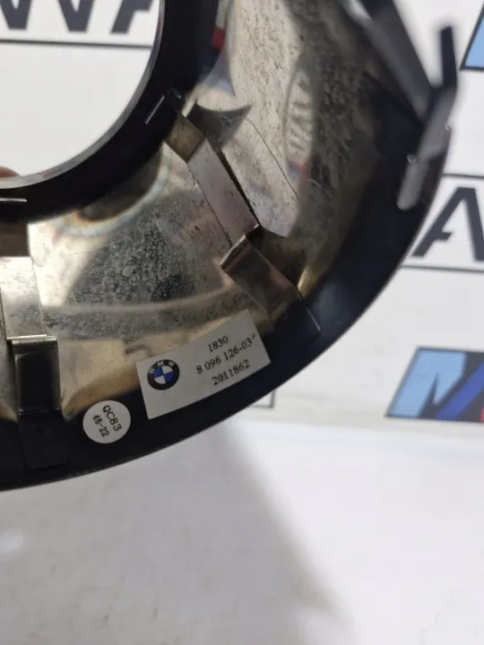 Cache d'embout d'échappement BMW M3 G80 M4 G82 G83 OEM 8096126 image 3