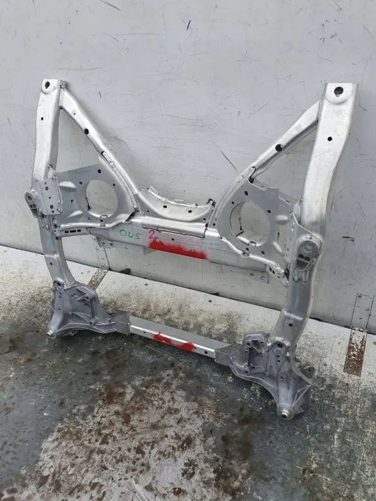 Support moteur avant OEM 6895092 pour BMW 7 G70 image 4