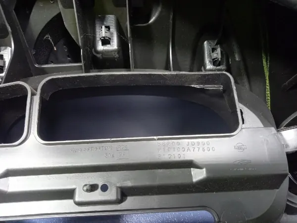Nissan Qashqai J10 Mittariston Konsoli OEM Ambit-982337- image 9