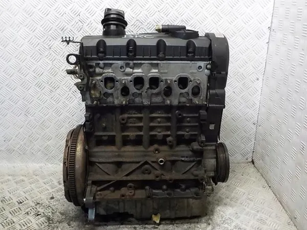 Motor usado BKC 1.9 TDI 105CV para VW Golf V image 5