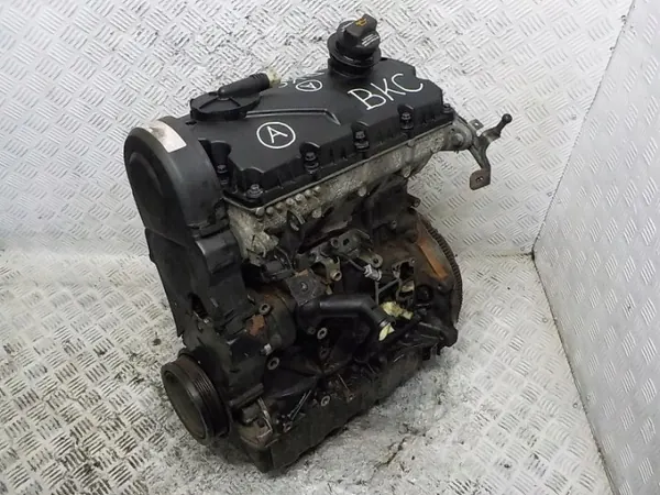 Motor usado BKC 1.9 TDI 105CV para VW Golf V image 8