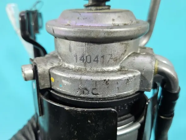 Boîtier de filtre à carburant Hyundai i30 II 12-16 1.6 CRDI image 10