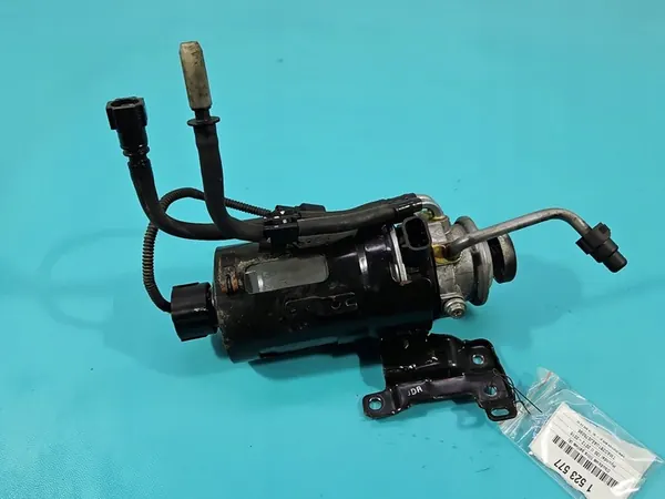 Boîtier de filtre à carburant Hyundai i30 II 12-16 1.6 CRDI image 2