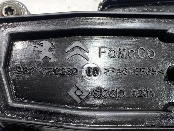 Capteur de fumée d'huile OEM 9821380280 pour Toyota Proace image 3