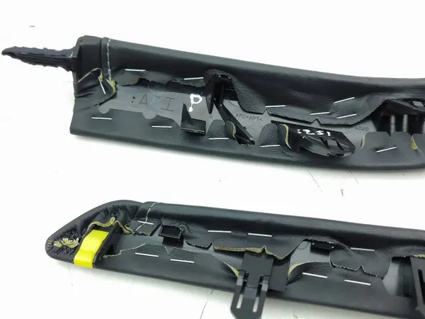 Cache tunnel latéral Lexus CT 200H OEM 5883376040 image 4