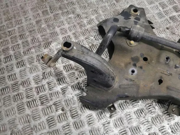 Hyundai i30 III SANKI OEM 62401G4AA0 - Usado image 9