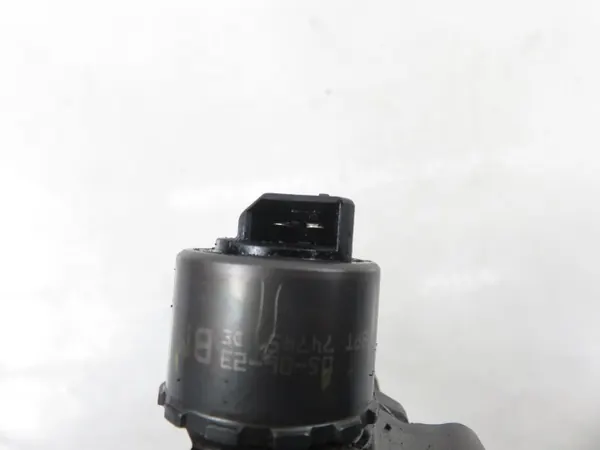 Ruitenwisserspomp OEM 03G130073G voor Touran 2.0 TDI image 6