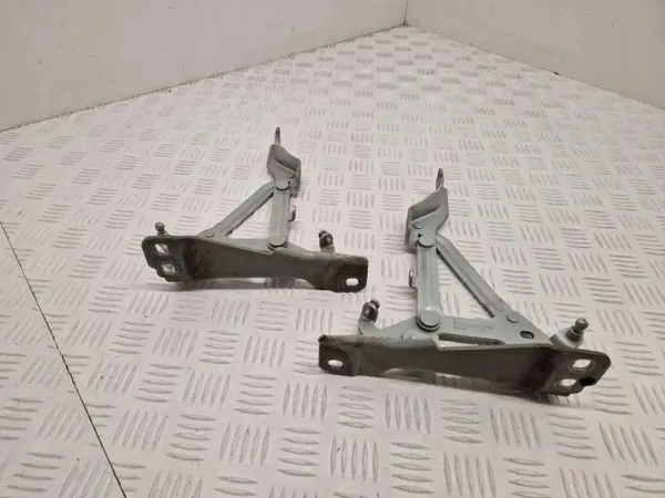 Mercedes GLK X204 Konepellin saranat OEM A2048800428 image 2