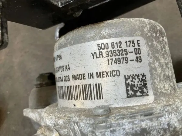 Pompe à vide OEM 93532500 pour VW 1.0L Essence image 3