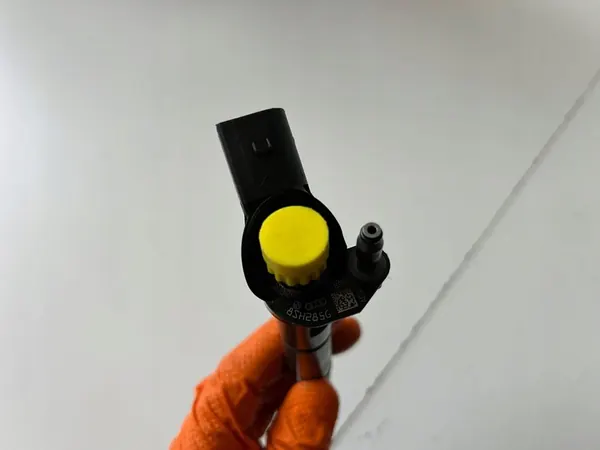 Injetor Porsche Macan 059130277EK Original image 2