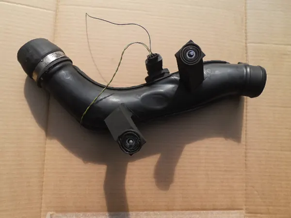 Audi OE Tubo do Intercooler 1K0145770N image 2