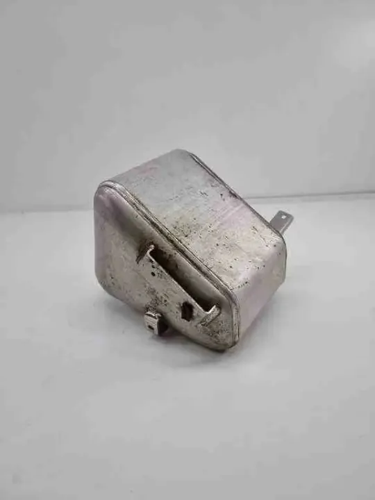 Lufttank OEM M8E25B709AC för Land Rover 3.0L Diesel image 5