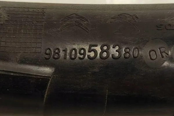 PEUGEOT 5008 II 1.5L Diesel Osat 9810958380 image 6