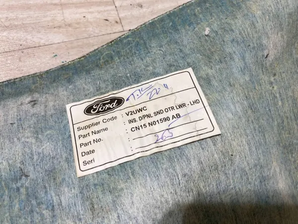 Ford OE CN15N01590AB Schott-Isolierung - Gebraucht image 4