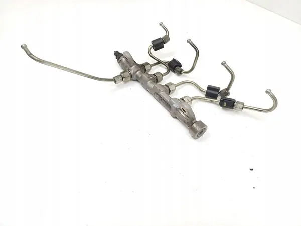 Ligne de carburant Jeep Cherokee 2015 image 3