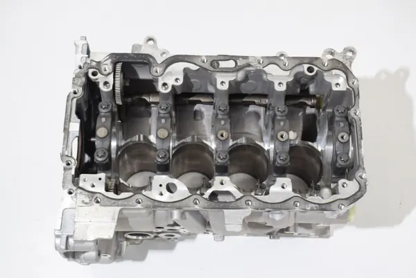 Motorblock OEM 1025334 für BMW B48A20E B48E image 8