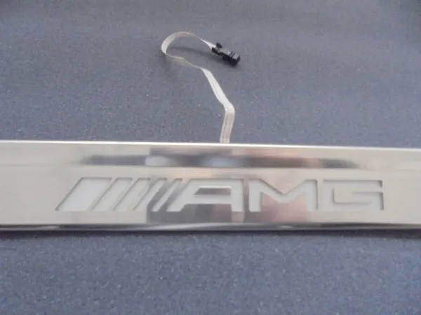 Mercedes C-klass W206 AMG Tröskellist OEM A2066802703 image 3