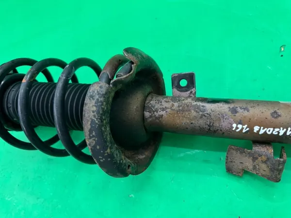 OEM 8N61-18K001-BD Fram vänster stötdämpare Mazda 3 II image 3