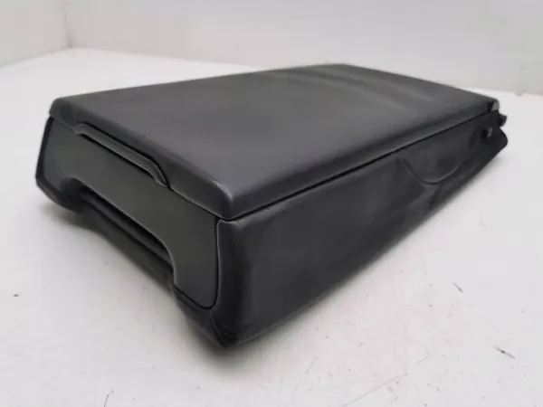 Apoio de braço traseiro Audi A7 S7 OEM AMD120202 - Usado image 3