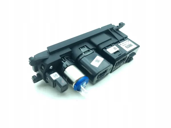 Puerto USB Hyundai Kona II OEM 961A0BE100 - Usado image 4