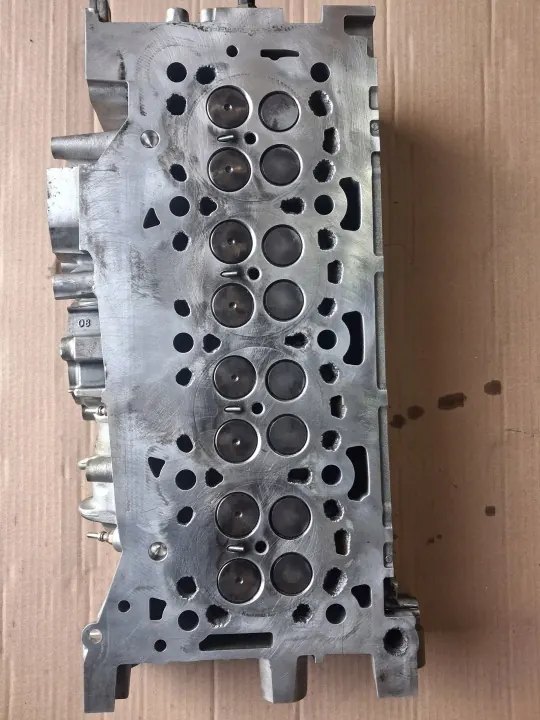 Culasse Ford OE RFGK2Q-6090-AC - Occasion image 2