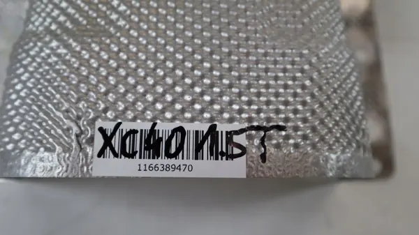 Volvo XC40 1.5 T3 Hitzeschild OEM 31694866 image 7
