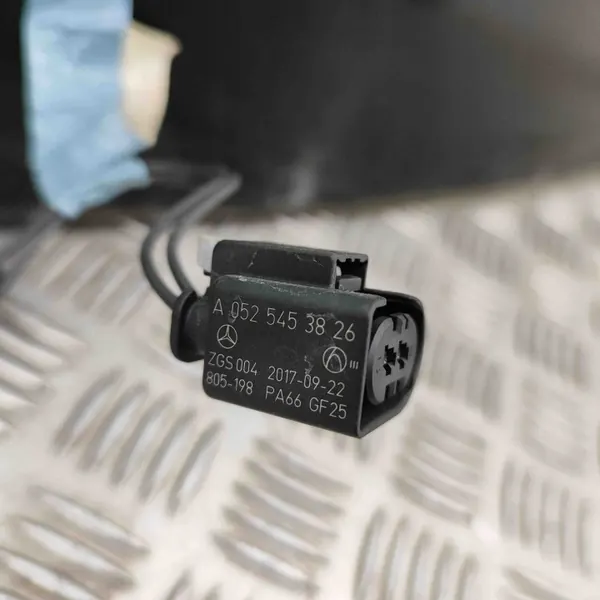 Gebruikte voorruit OEM A0525453826 Mercedes-Benz image 7
