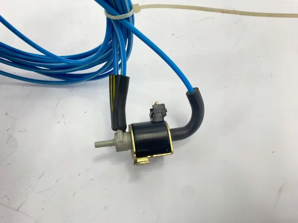 Sitzklappventil OEM 0008001178 Mercedes W124 image 8