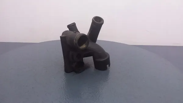 VW BORA GOLF IV Carcaça do Termostato 021121121C image 2