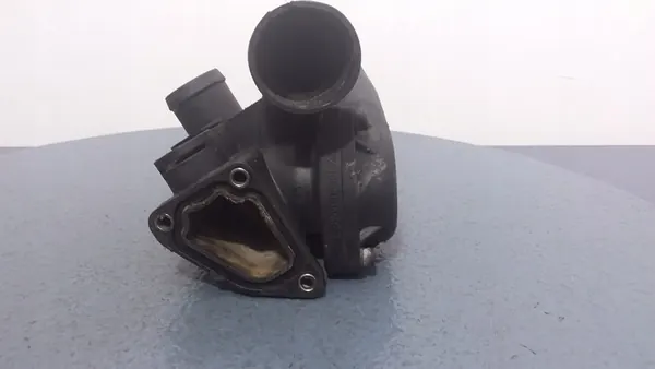 VW BORA GOLF IV Carcaça do Termostato 021121121C image 5