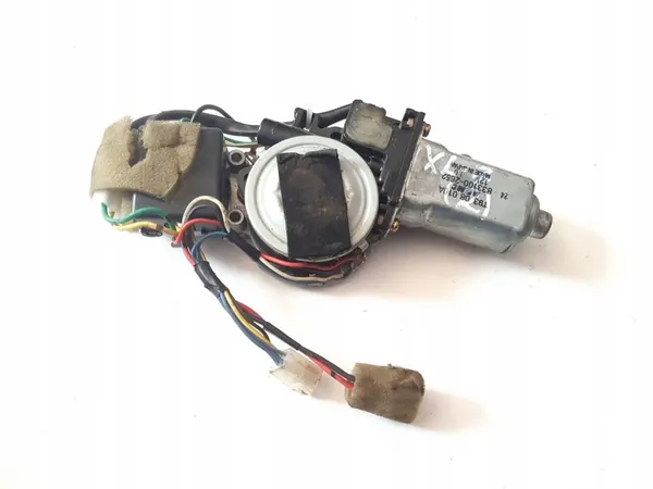Motor de techo corredizo Suzuki XL7 OEM 8331002652 image 2