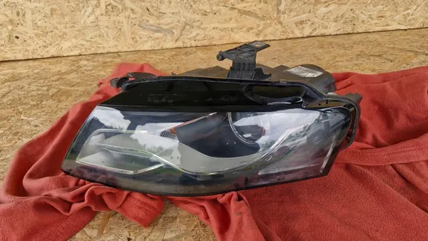 AUDI A4 B8 2007-2012 Faro Xenón LED Izquierdo 8K0941003P image 2