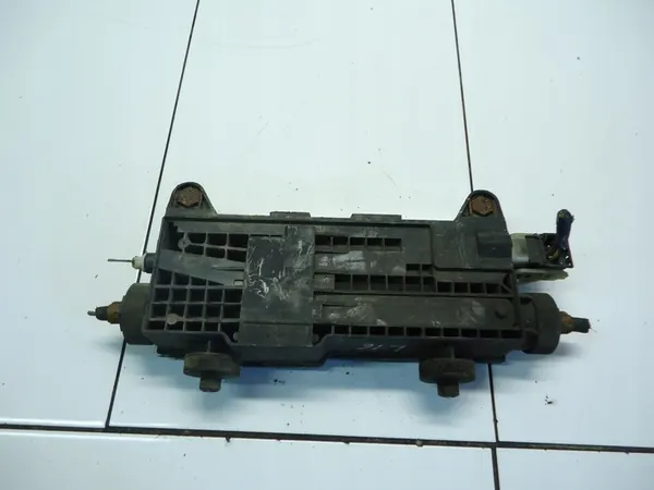 Frein à main électrique Land Rover Discovery IV AH22-2C496-AF image 2