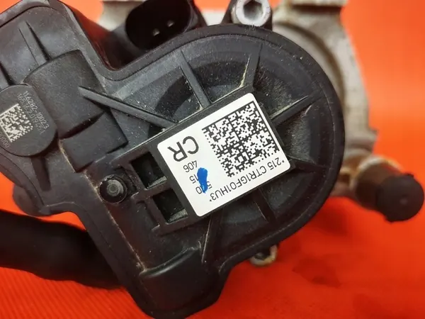 Audi TT 8S Takajarrusatula Moottorilla 5q0615406cr image 6