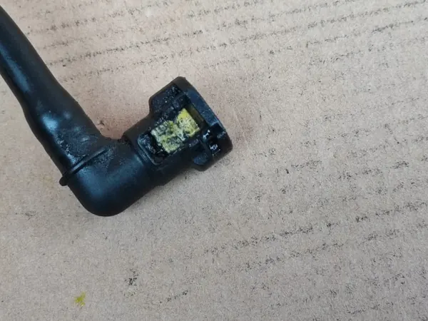 Ford Mondeo MK4 Powershift Oljefilterledning - Begagnad image 3