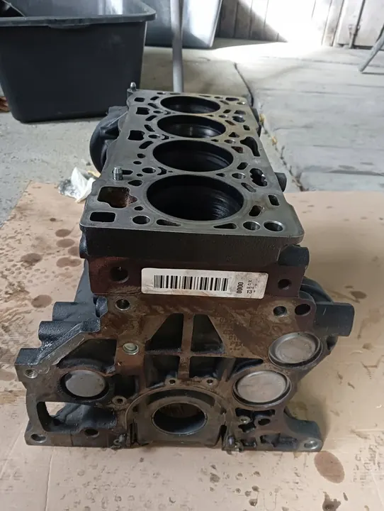 Motorblock VW Audi Skoda Seat 2.0 TDI DFH 03N023C image 10