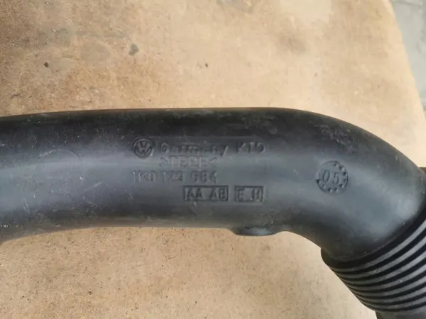 Luftansaugrohr Audi A3 8P Volkswagen 1.6 MPI image 4