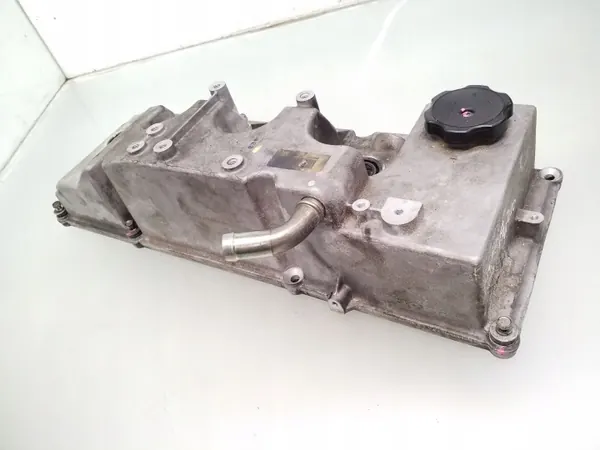 Tapa de válvulas Mitsubishi OEM ARA319031 - Usado image 4
