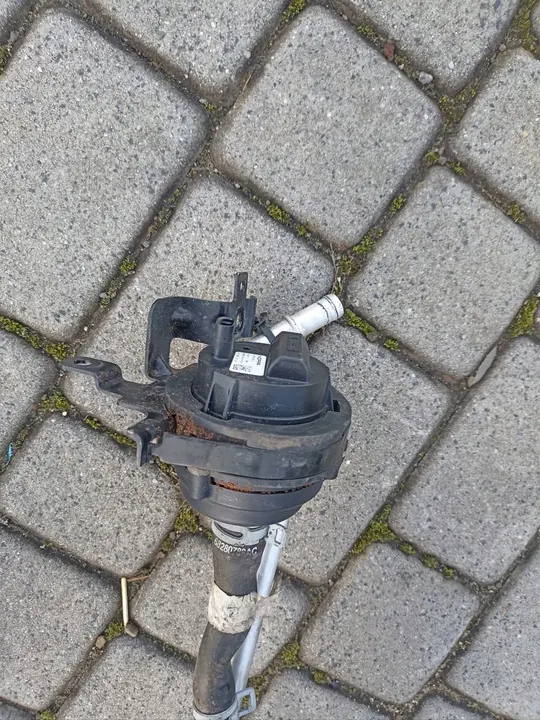 Vesipumppu Intercooler 2.0T Jeep Wrangler JL 2018+ OEM image 3