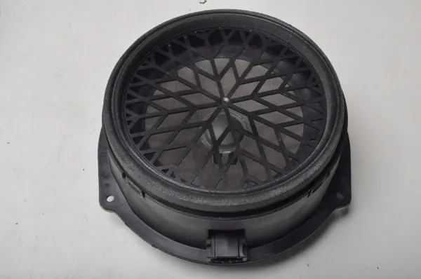 Audi Q5 Bang & Olufsen Kaiuttimet OEM 8R0035382A image 5