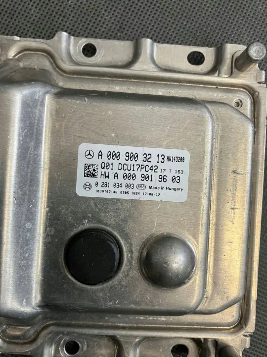 Mercedes AdBlue-ohjausyksikkö OEM A0009003213 image 4