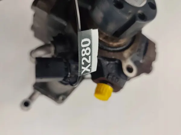 Hochdruckkraftstoffpumpe VW Passat B7 image 2