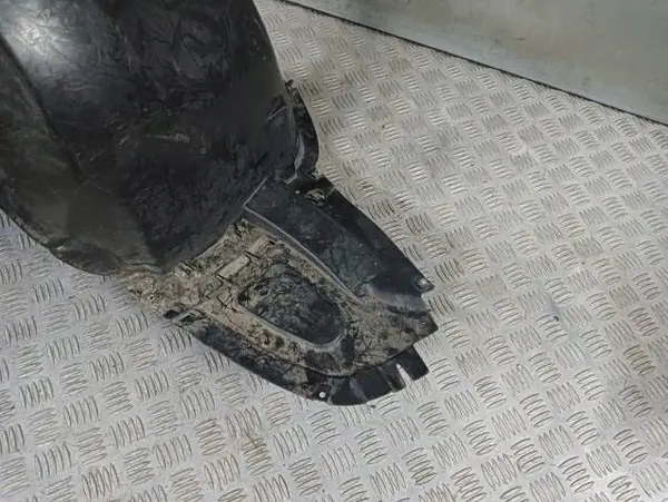 Skoda Rapid (NH) 2018 Oikea Etulokasuoja 5JA809962B image 3