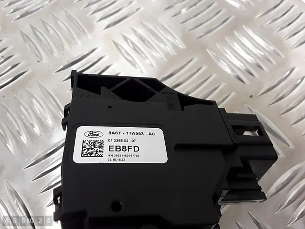 Brytare Ford Fiesta 2016 8a6t17a553ac image 4