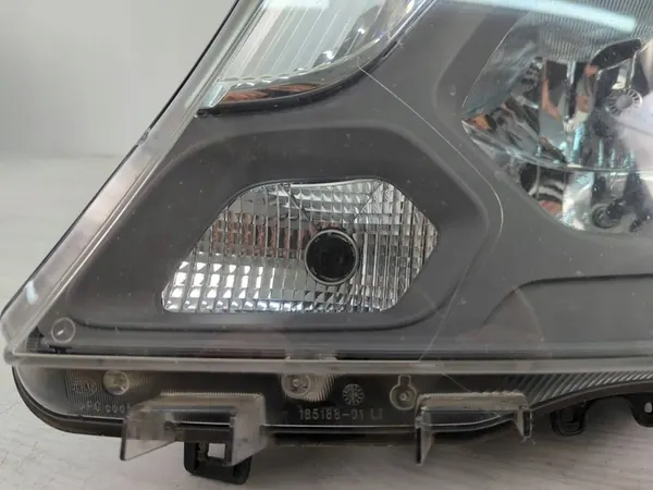 Linker koplamp Mercedes-Benz Sprinter A9068202561 image 2