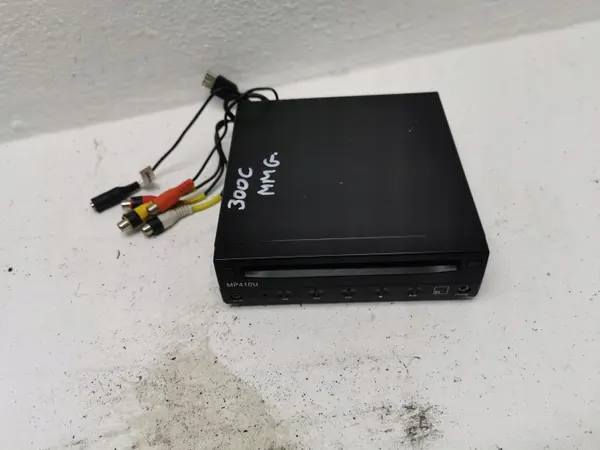 Tuner DVD OEM MP410U pour Chrysler 300C 04-10 image 2