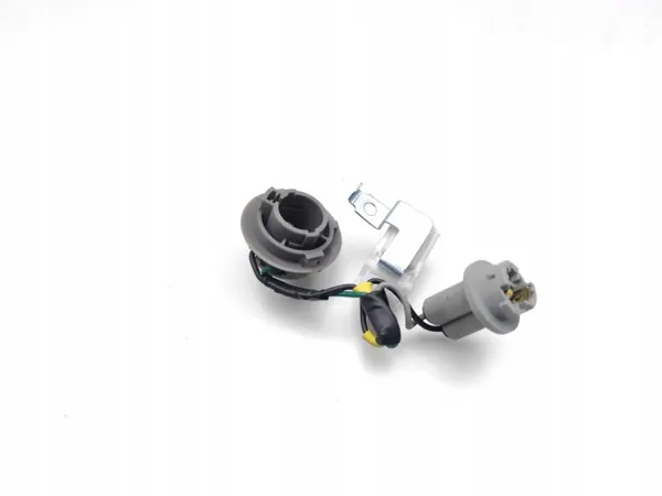 Hyundai Coupe Ajovalon lamppukansi OEM No MPN image 6